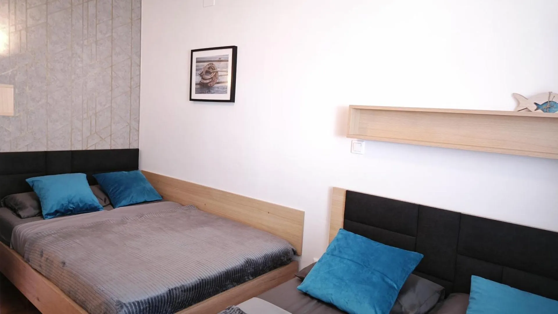 Relax Mandre 200M From The Beach Sea View