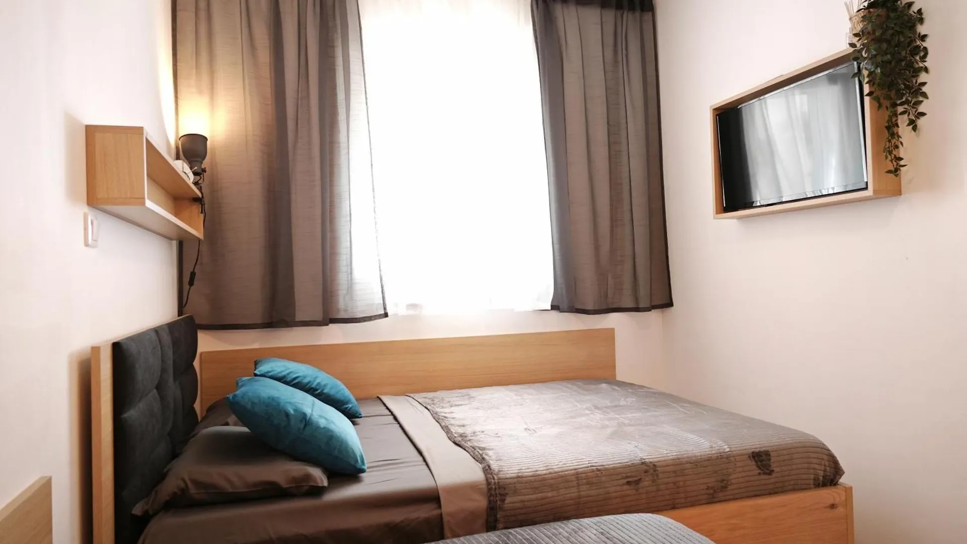 Apartment Relax Mandre 200M From The Beach Sea View