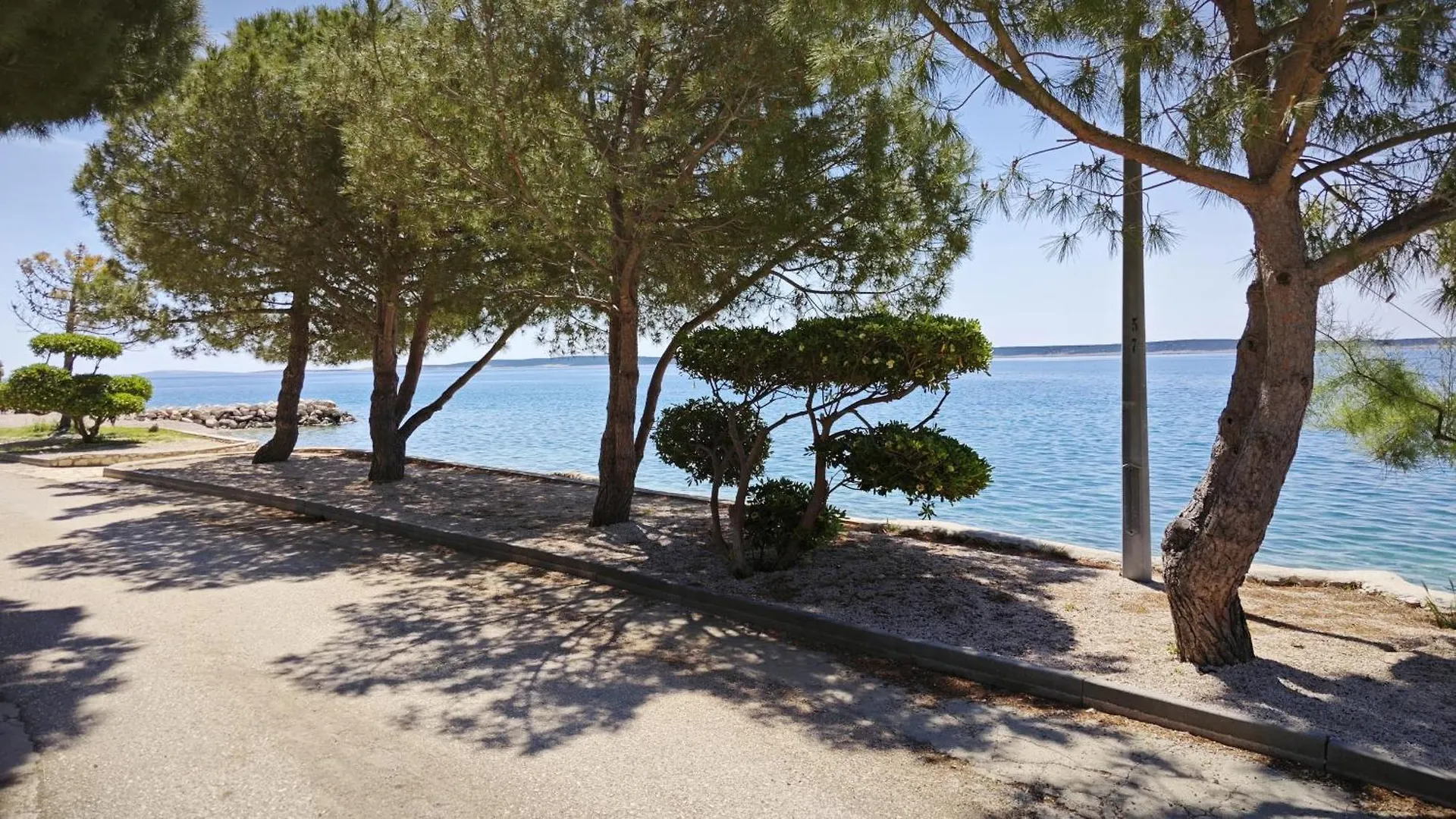 Relax Mandre 200M From The Beach Sea View