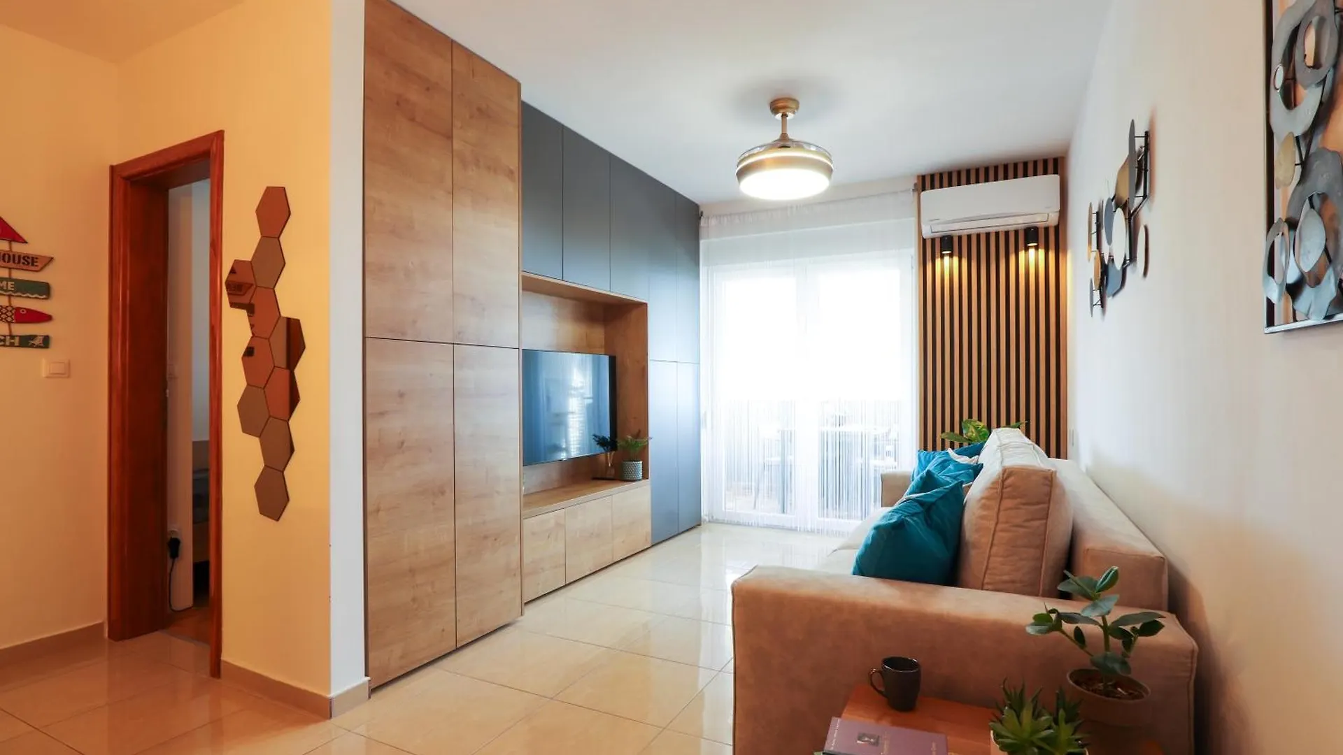 Relax Mandre 200M From The Beach Sea View